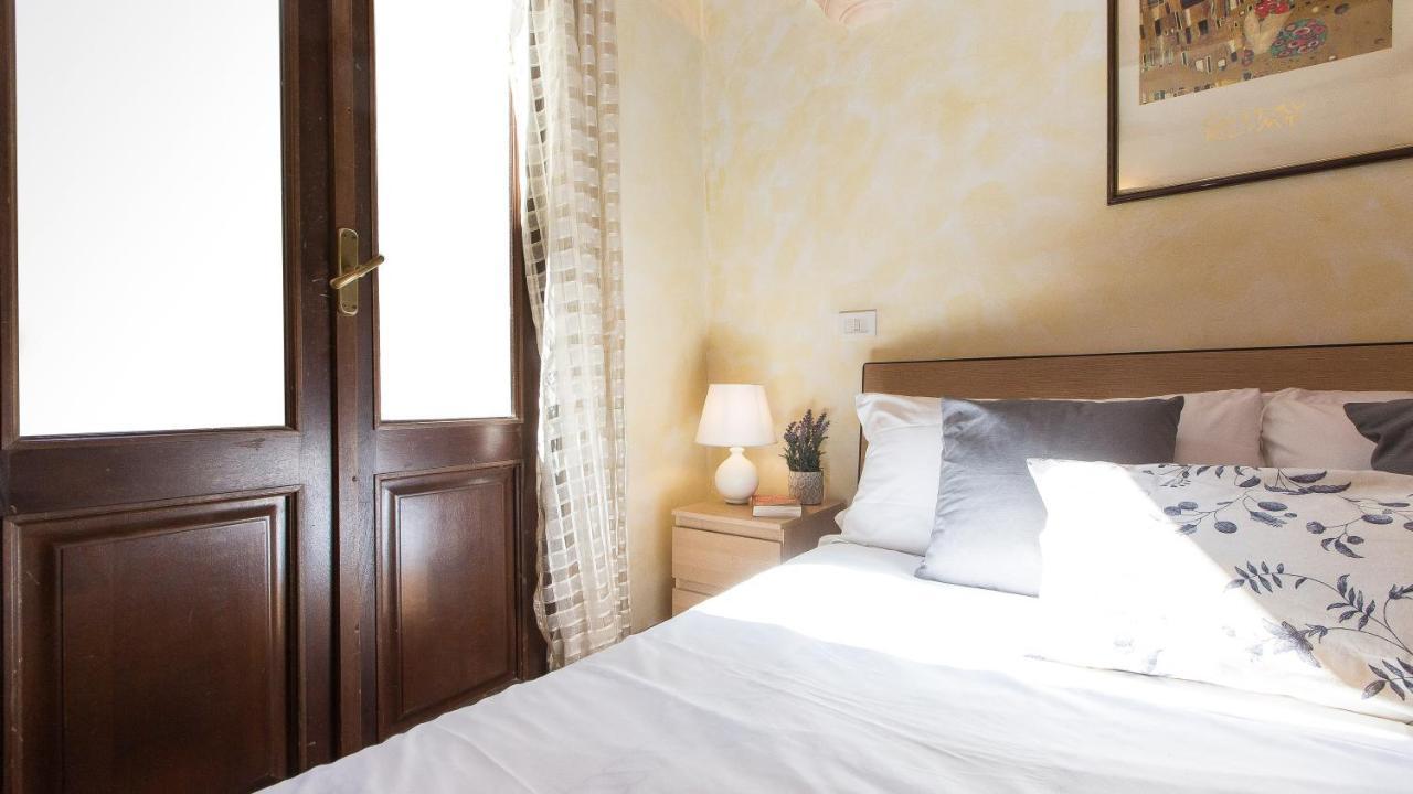 Rental In Rome Luce Apartment Exterior foto